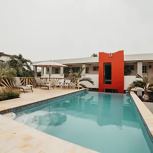 Ser'i Bucurui , Palm Beach Aruba